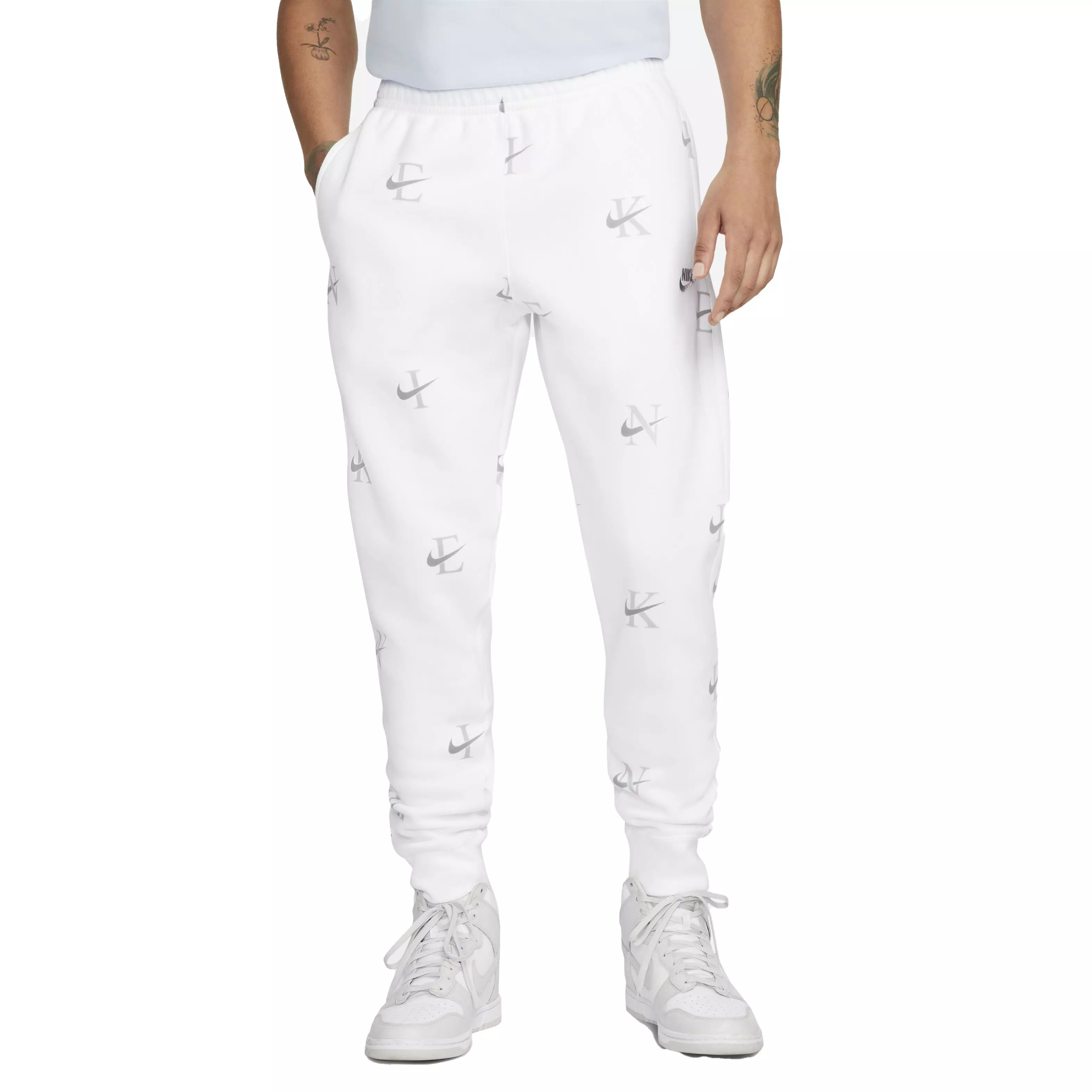 Nike joggers sales hibbett sports